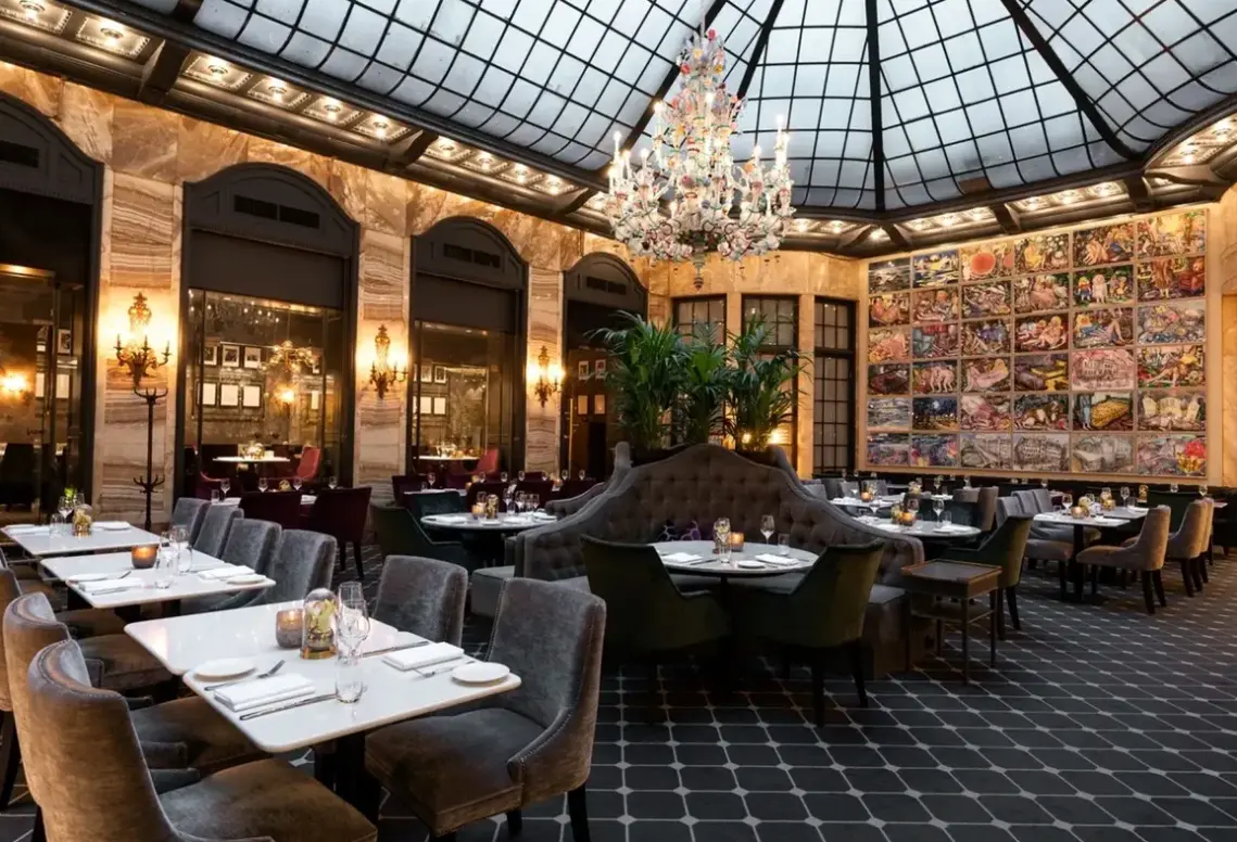 Restauracja i jedzenie w hotelu Grand by Scandic (Oslo)