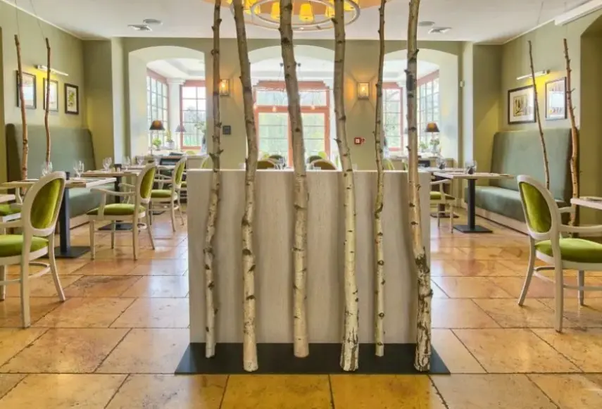 Restauracja i jedzenie w hotelu Hanza Pałac Wellness & SPA