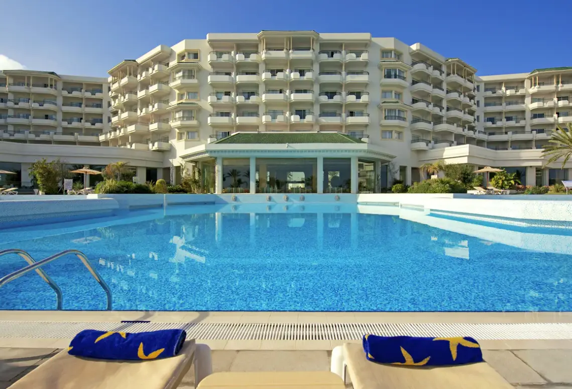 Basen w hotelu Iberostar Selection Royal El Mansour