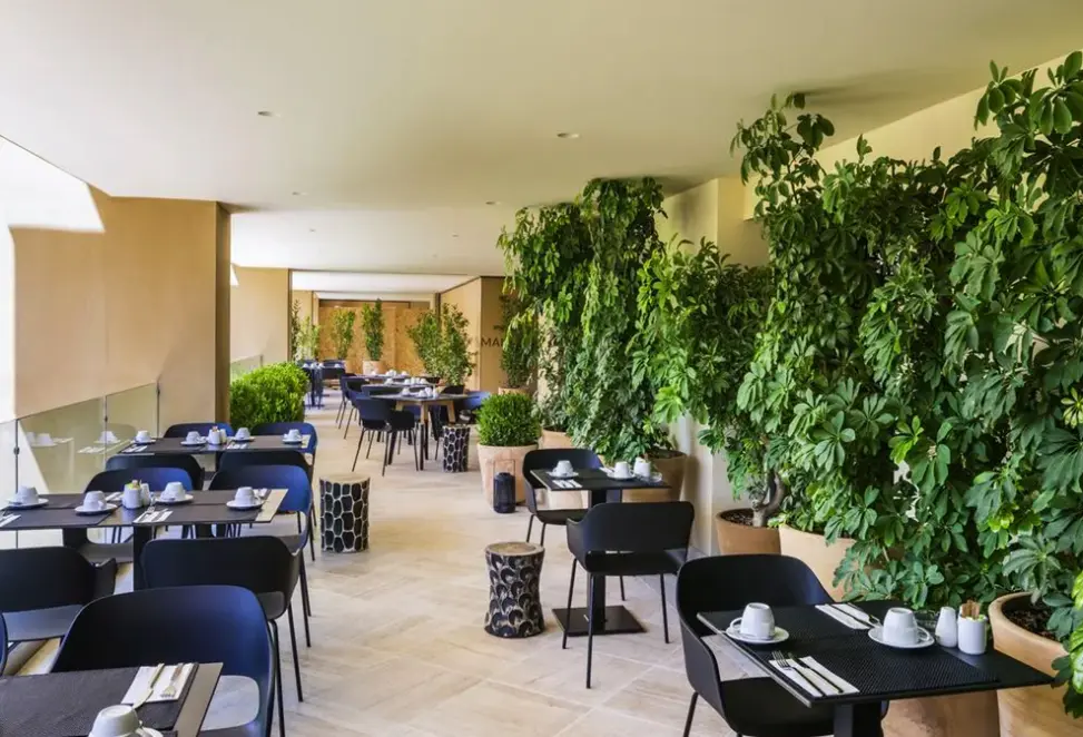 Restauracja i jedzenie w hotelu Ibis Styles Heraklion Central