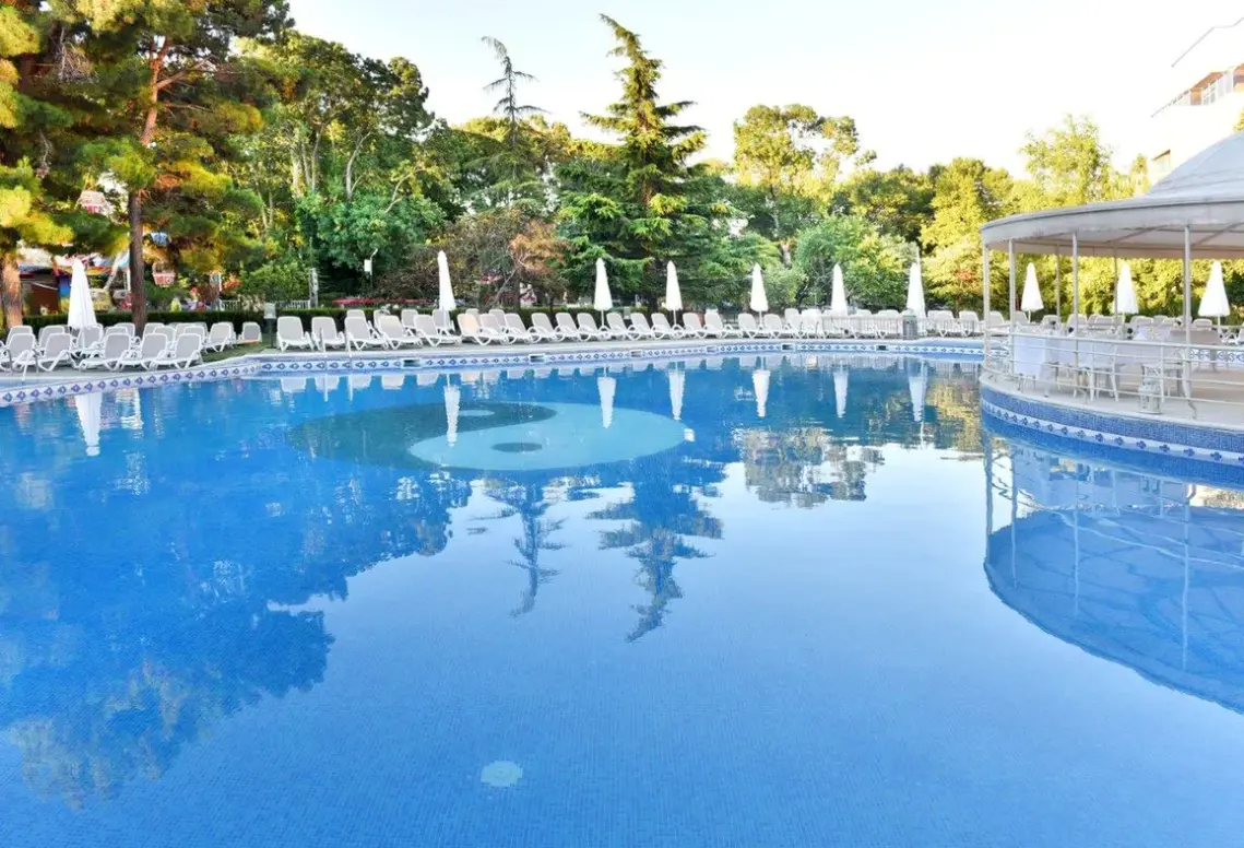 Basen w hotelu iHotel Sunny Beach