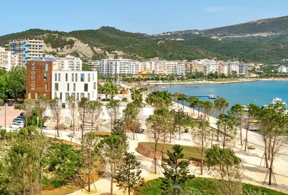 Widok z hotelu International Vlora