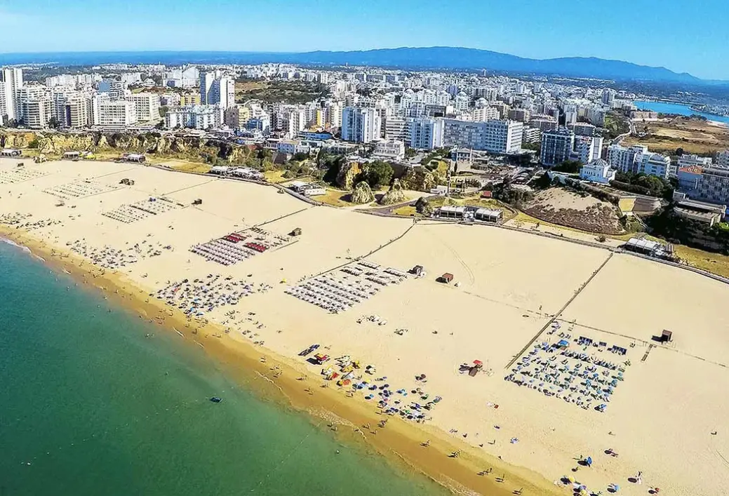 Plaża przy hotelu Jupiter Algarve