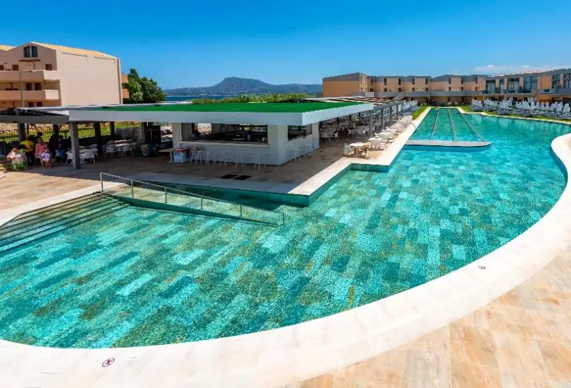 Hotel Kiani Beach