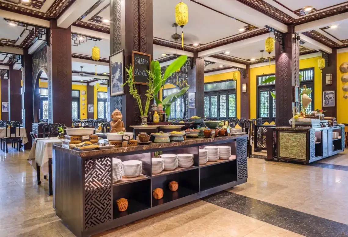 Restauracja i jedzenie w hotelu Koi Resort & SPA