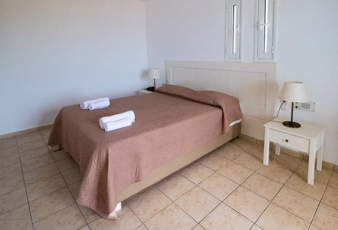 Plaża przy hotelu Koni Village