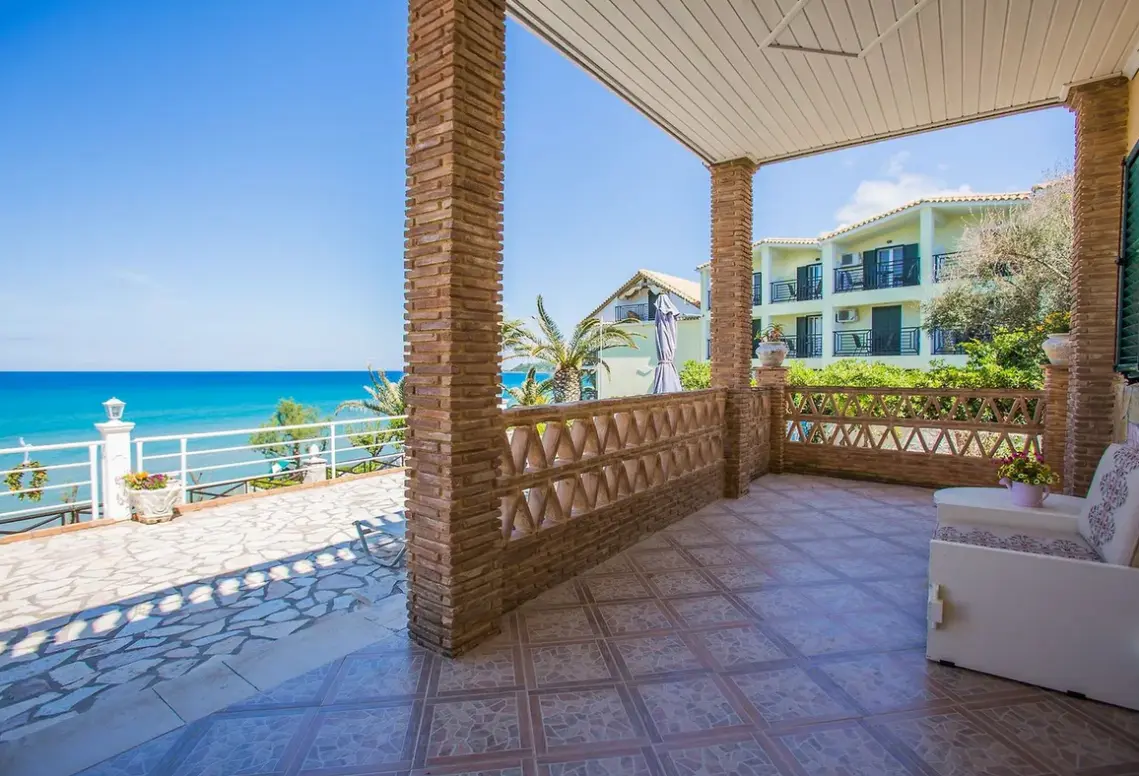 Hotel Laura Beach House