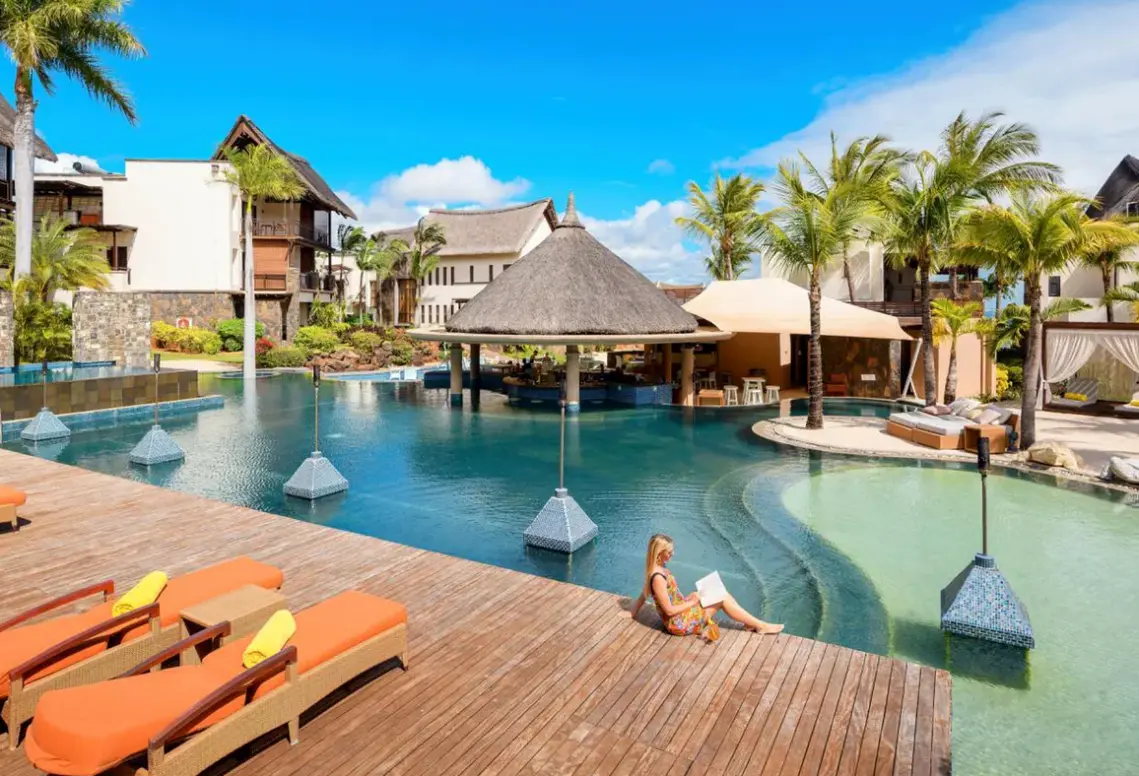 Basen w hotelu Le Jadis Beach Resort & Wellness (Mauritius)