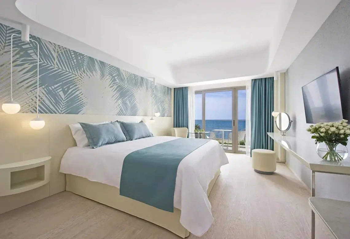 Pokój w hotelu Louis Ivi Mare