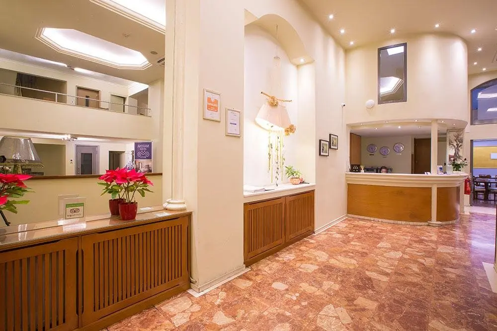 Lobby hotelu Marina (Athens)