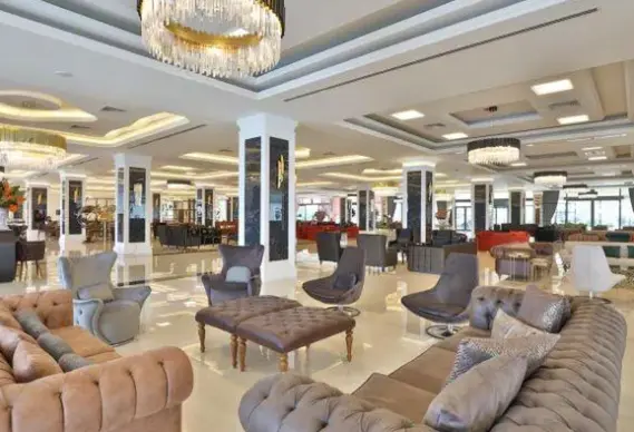 Lobby hotelu MC Palace