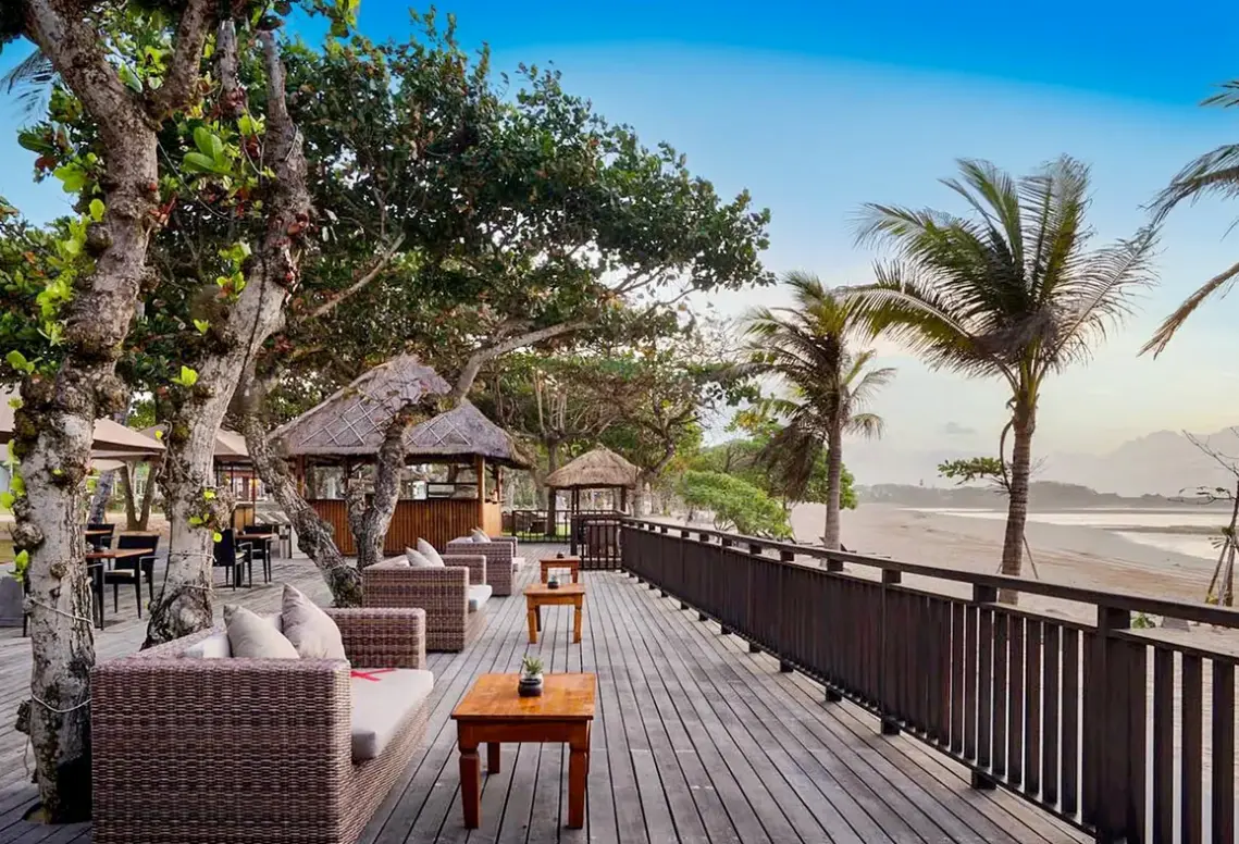 Plaża przy hotelu Merusaka Nusa Dua (ex. Inaya Putri Bali)