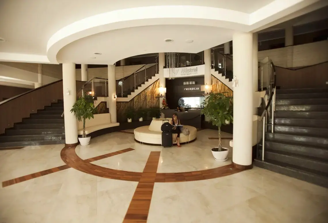 Lobby hotelu Mistral Sport