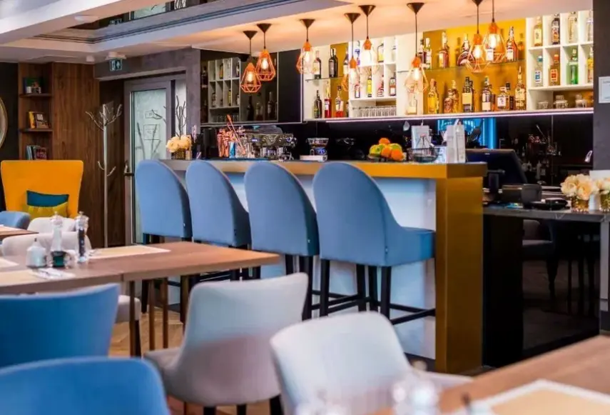 Restauracja i jedzenie w hotelu My Story Sopot Apartments