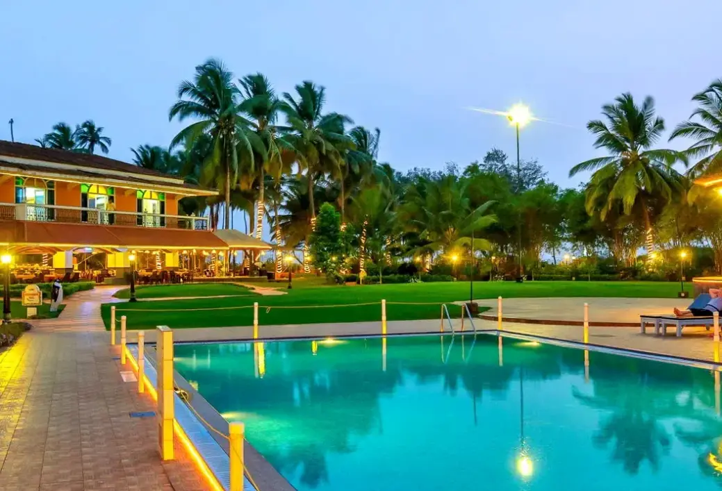 Basen w hotelu Nanu Resort