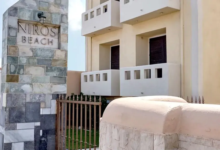 Obiekt hotelu Niros Beach