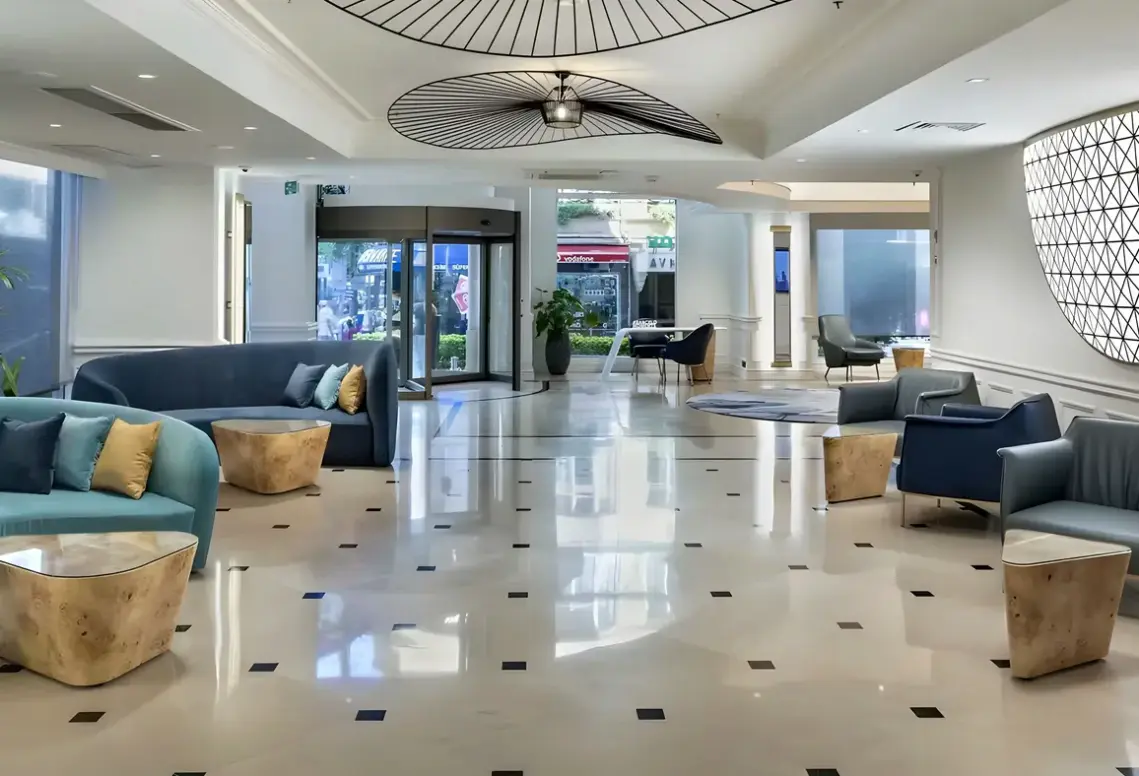 Lobby hotelu Occidental Taksim