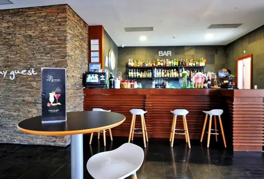 Restauracja i jedzenie w hotelu Oceano Atlantico