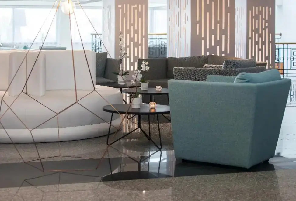 Lobby hotelu Odessa Beach