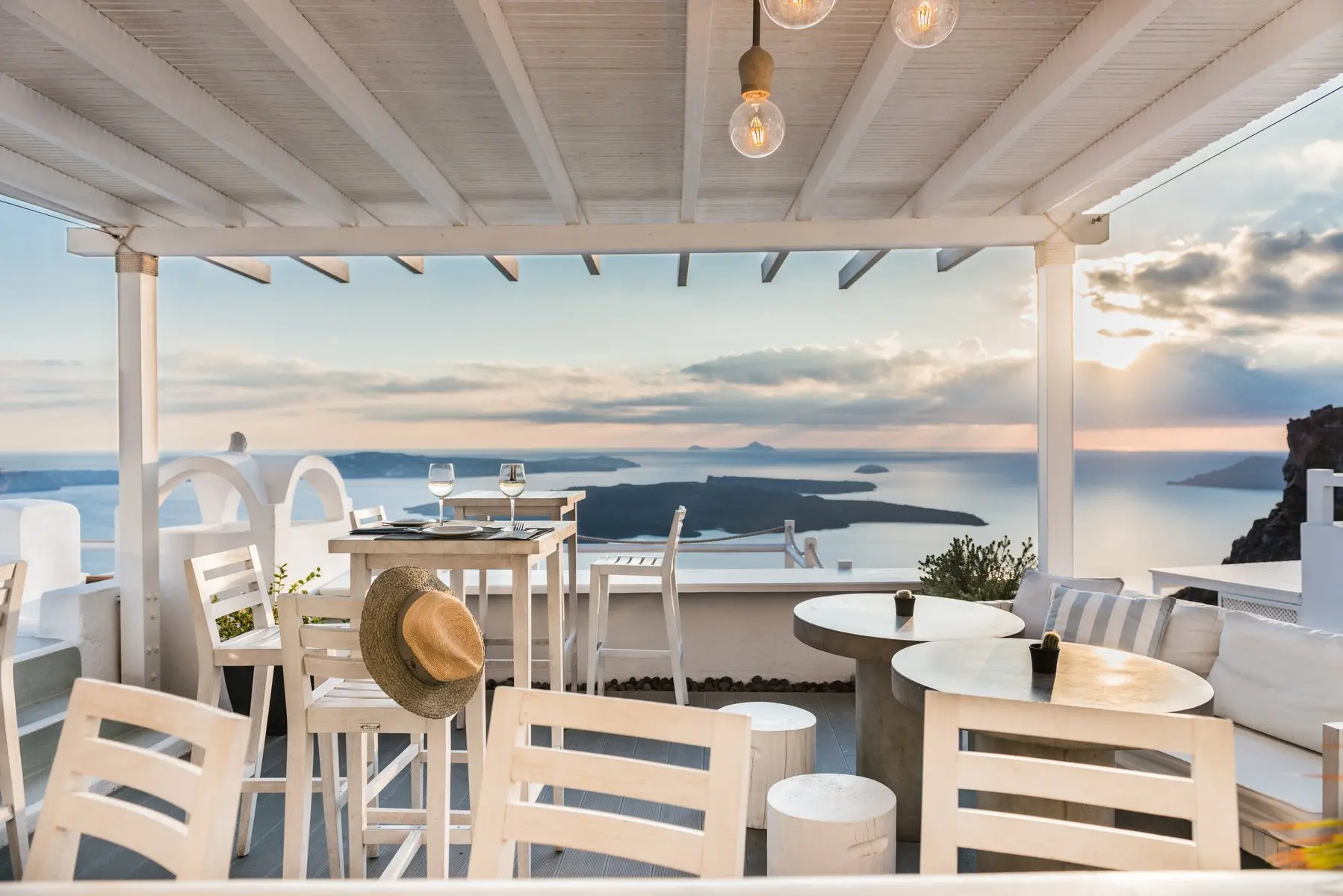 Restauracja i jedzenie w hotelu On the rocks