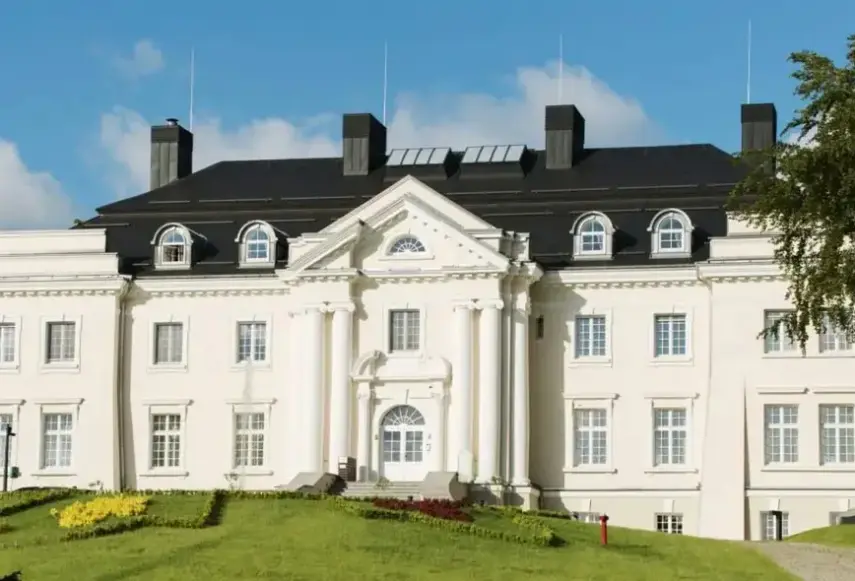 Hotel Pałac Komierowo