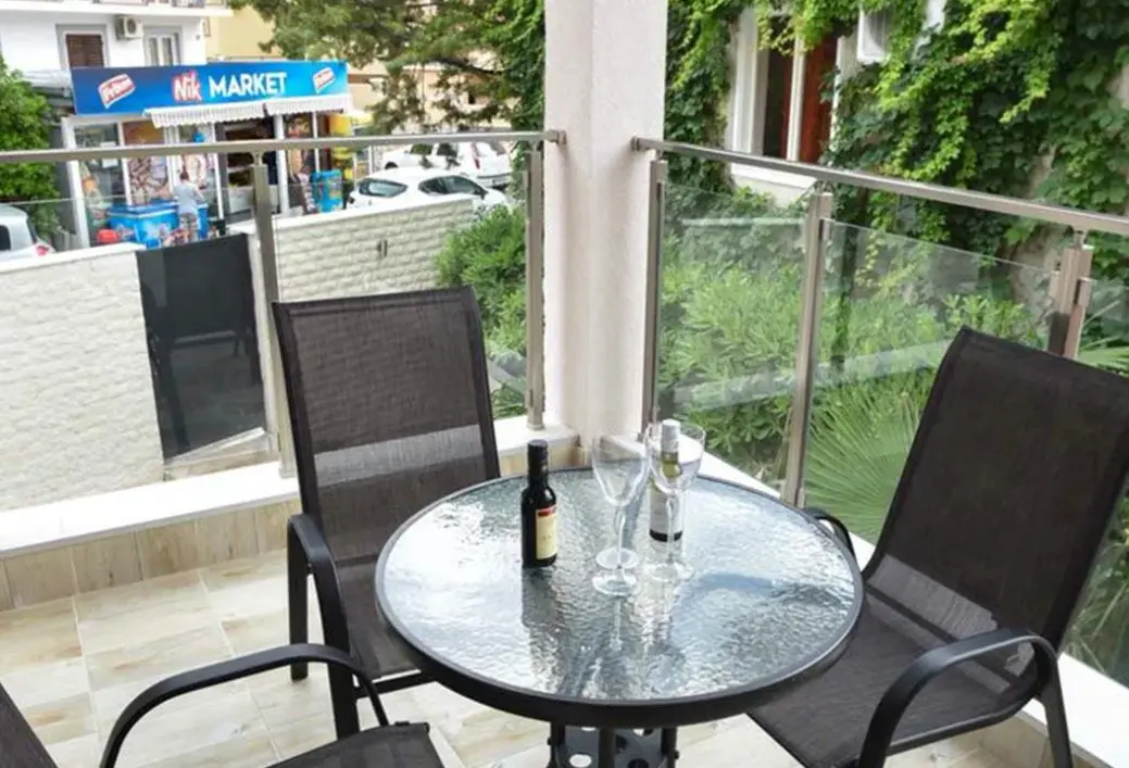 Widok z hotelu Palace Apartaments Budva