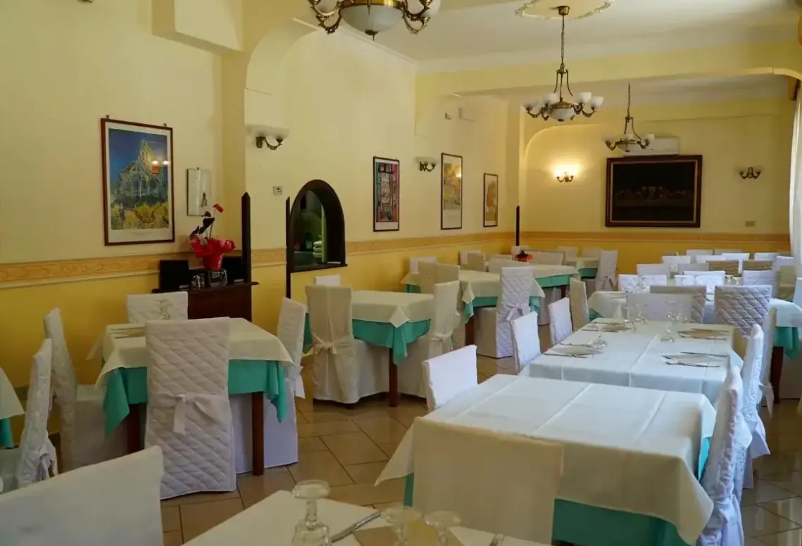 Restauracja i jedzenie w hotelu Palazzo Durante (ex. Holiday House San Giuseppe)