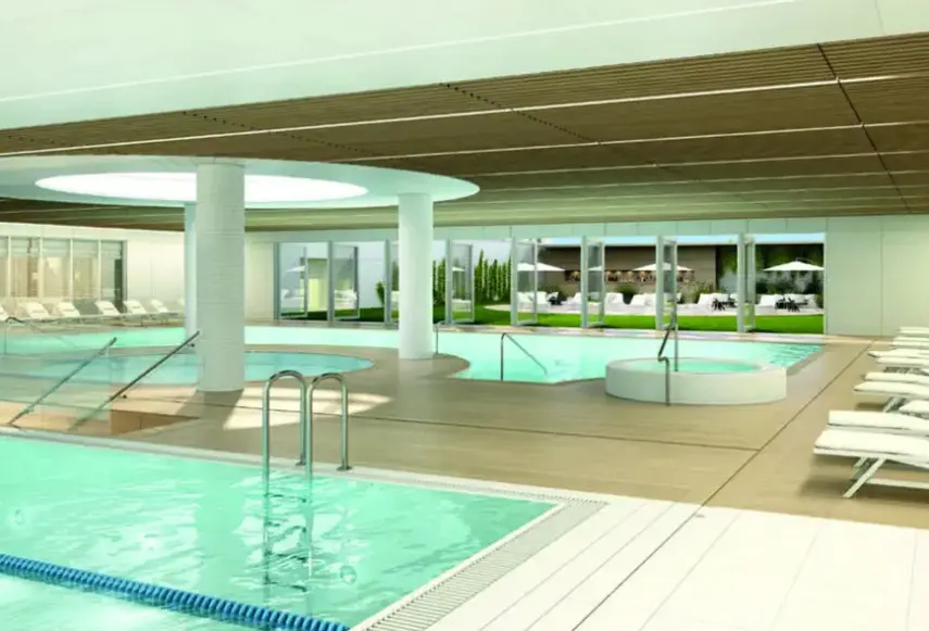 Basen w hotelu Pinea Resort