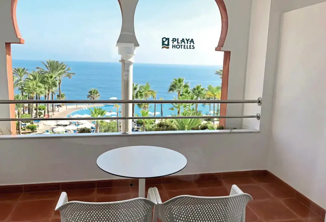 Widok z hotelu Playacalida