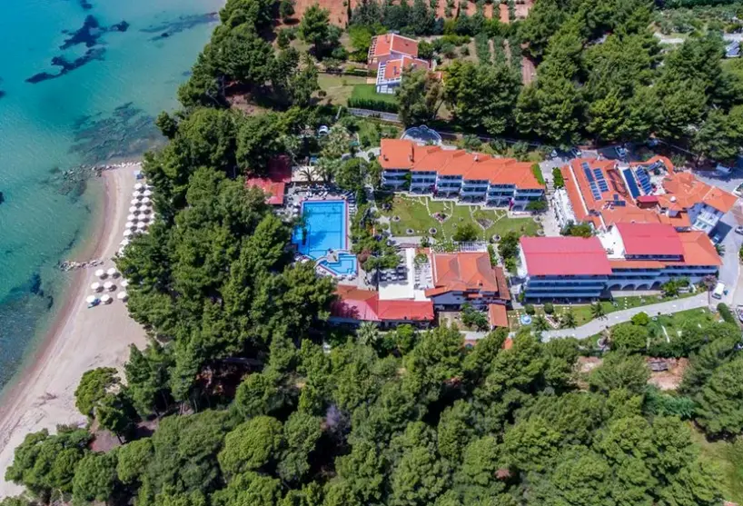 Hotel Porfi Beach