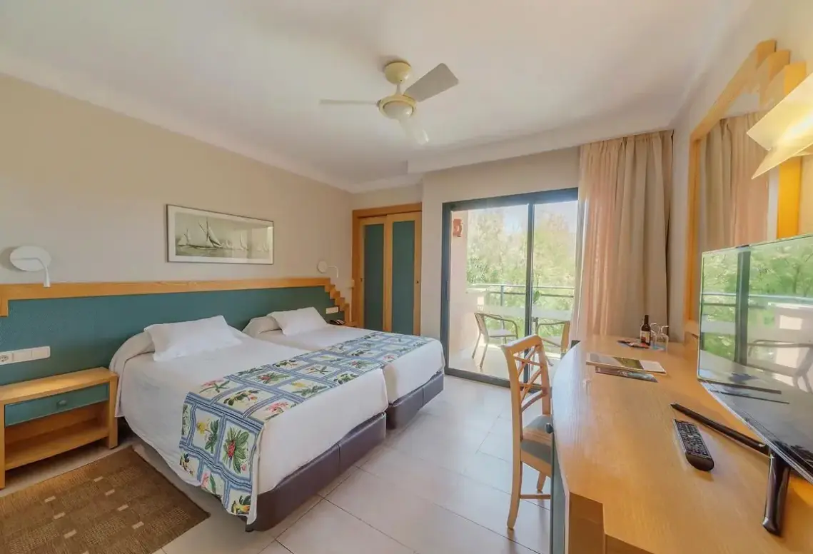 Pokój w hotelu Port Blue Club Pollentia Resort & Spa