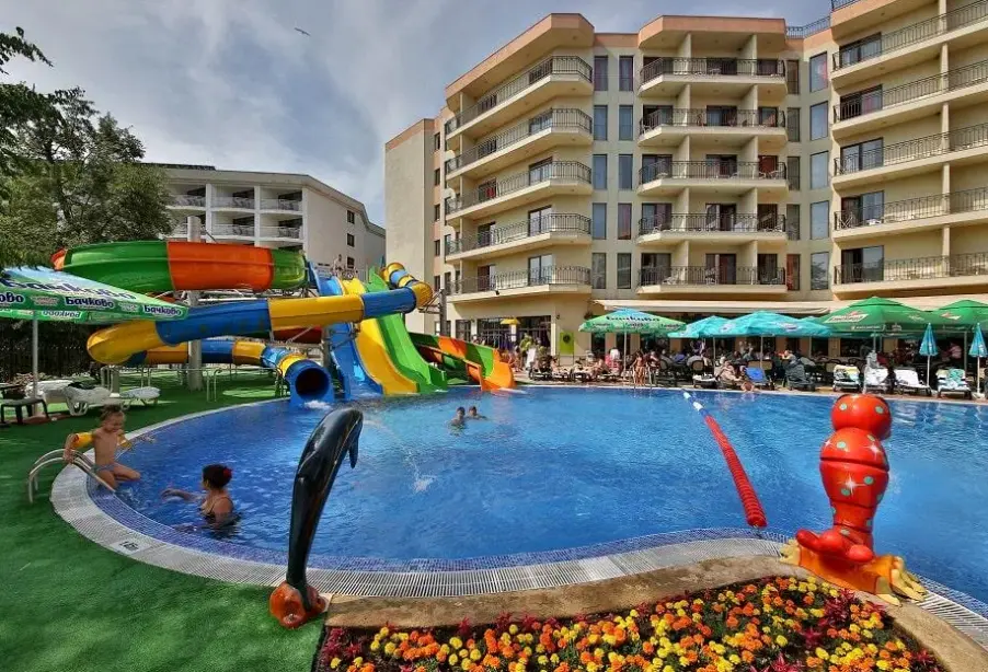 Basen w hotelu Prestige Aqua Park