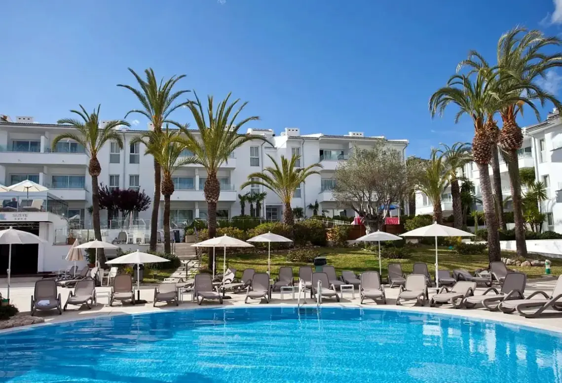 Basen w hotelu Puerto Azul Suite