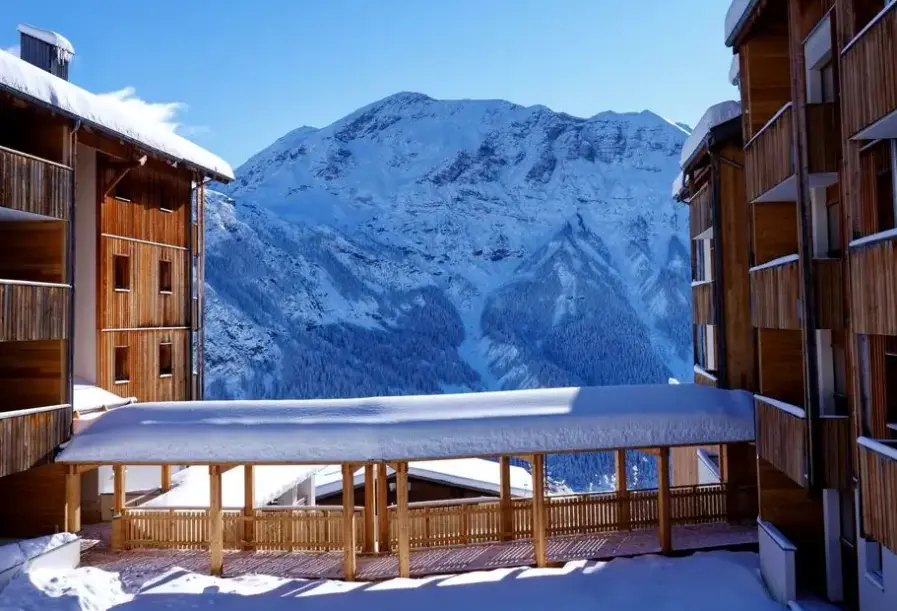 Widok z hotelu Residence Etoiles d'Orion
