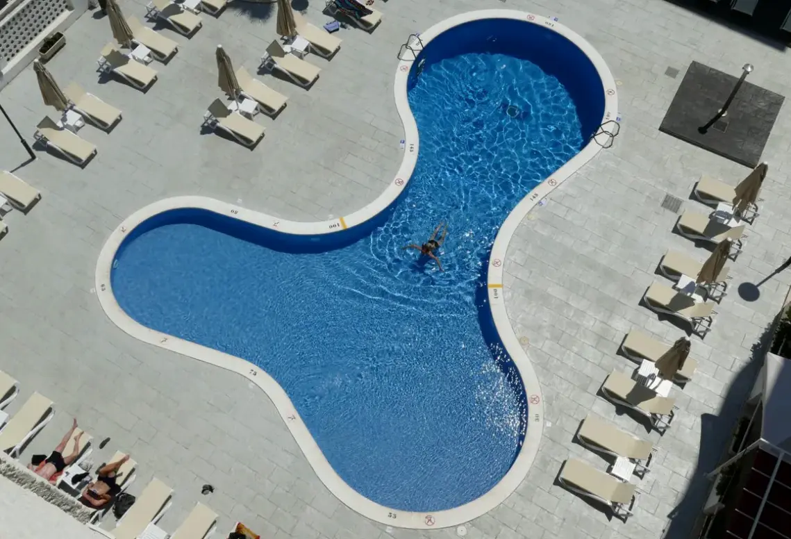 Basen w hotelu Salou Beach