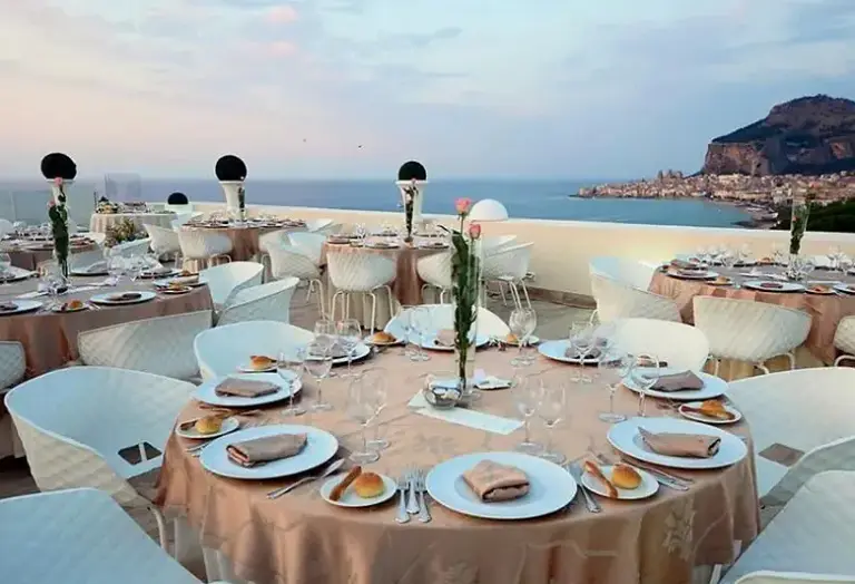 Plaża przy hotelu Santa Lucia le Sabbie D'oro