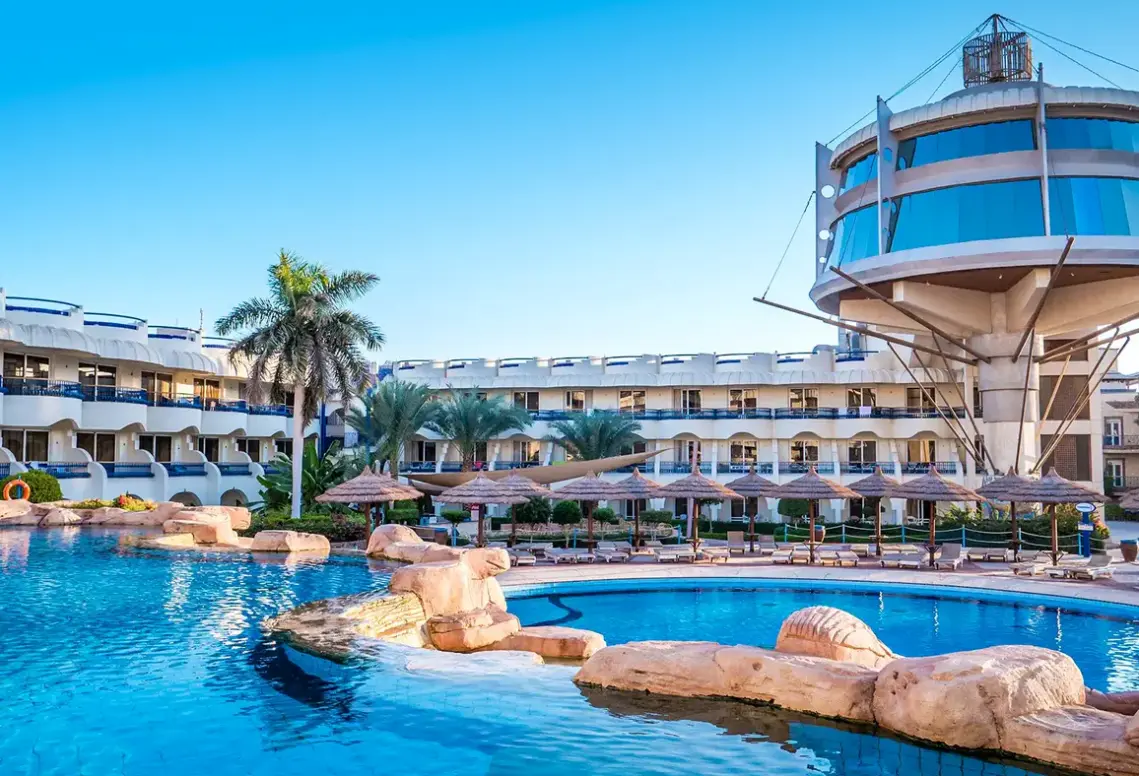 Basen w hotelu Seagull Beach Resort (Hurghada)
