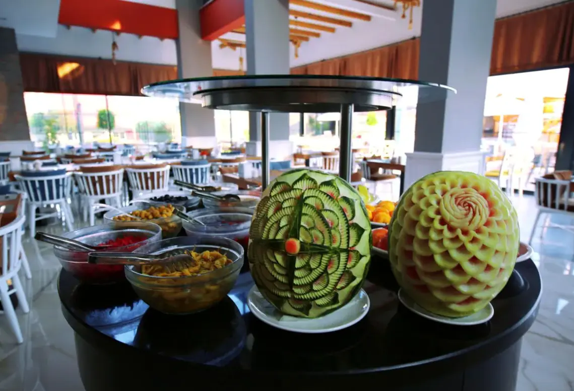 Restauracja i jedzenie w hotelu Sey Beach & Spa