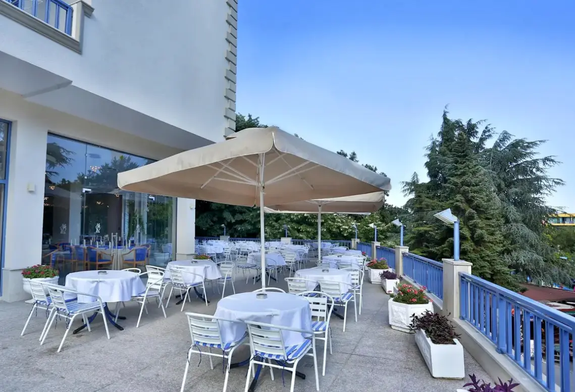 Restauracja i jedzenie w hotelu Sofia (Golden Sands)