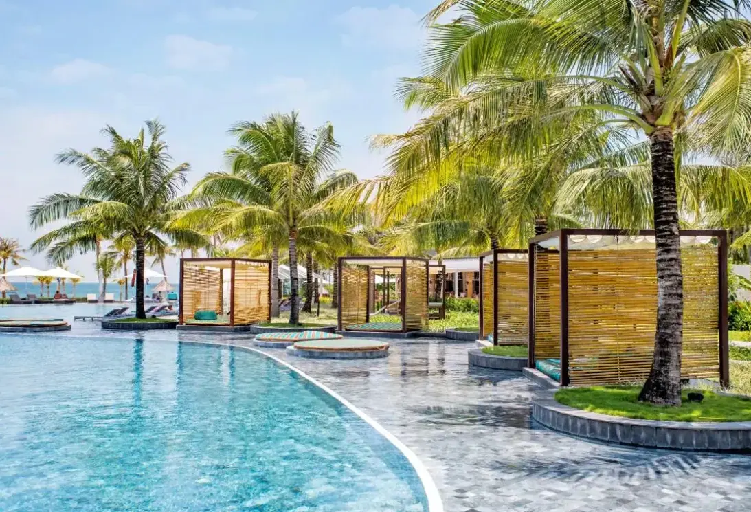 Basen w hotelu Sol by Melia Phu Quoc (ex. Sol Beach House Phu Quoc)