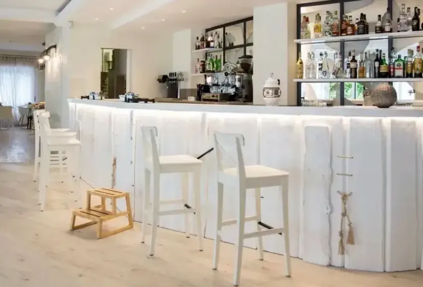 Restauracja i jedzenie w hotelu Solemare