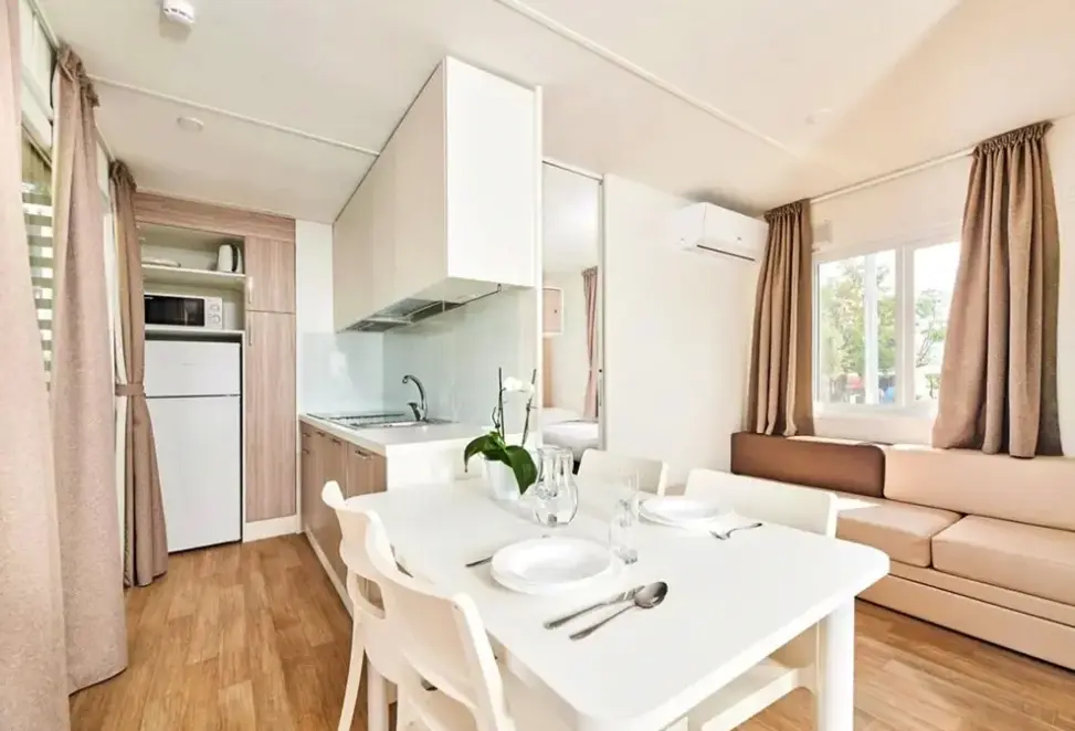 Restauracja i jedzenie w hotelu Stella Maris (Istria)