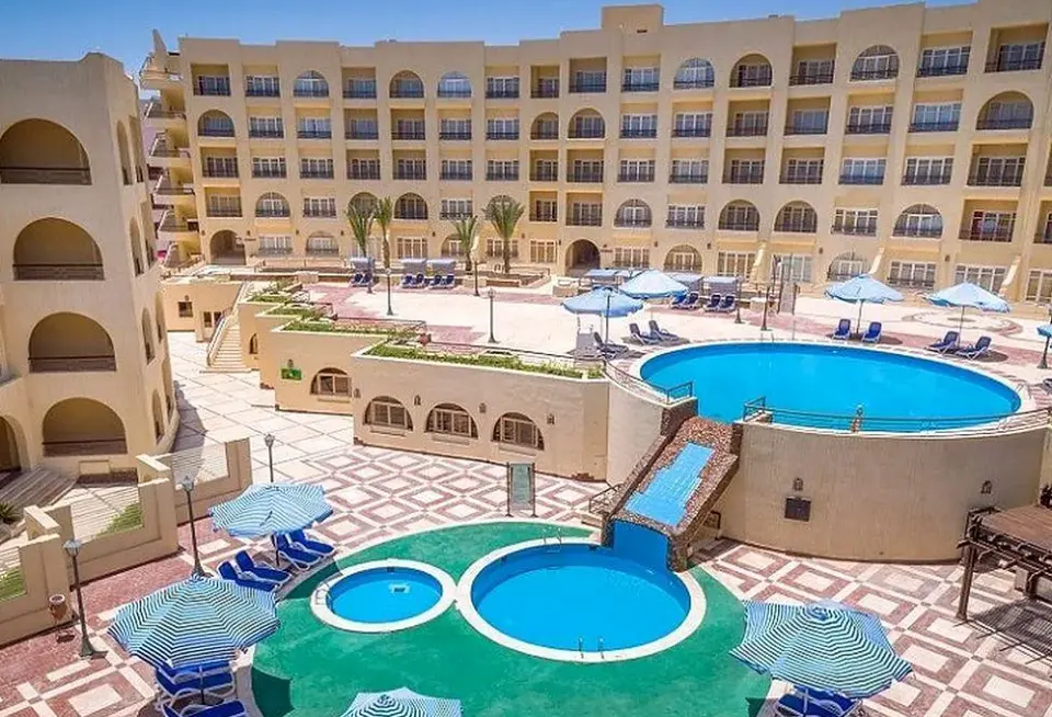 Basen w hotelu Sunny Days Mirette Family Resort