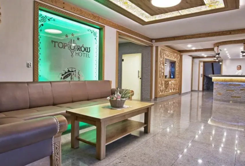 Lobby hotelu Toporów