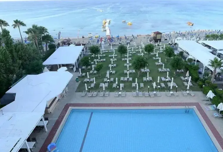 Hotel Tsokkos Iliada Beach w Cypr (Ayia Napa) - oferta last minute