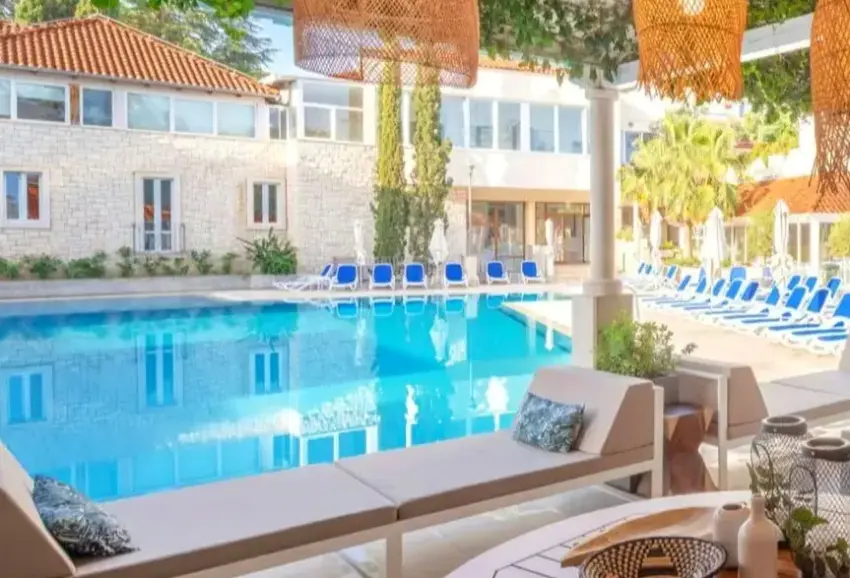 Hotel TUI Suneo Supetar (ex Waterman Svpetrvs Resort) w Chorwacja (Wyspa Brac) - oferta last minute