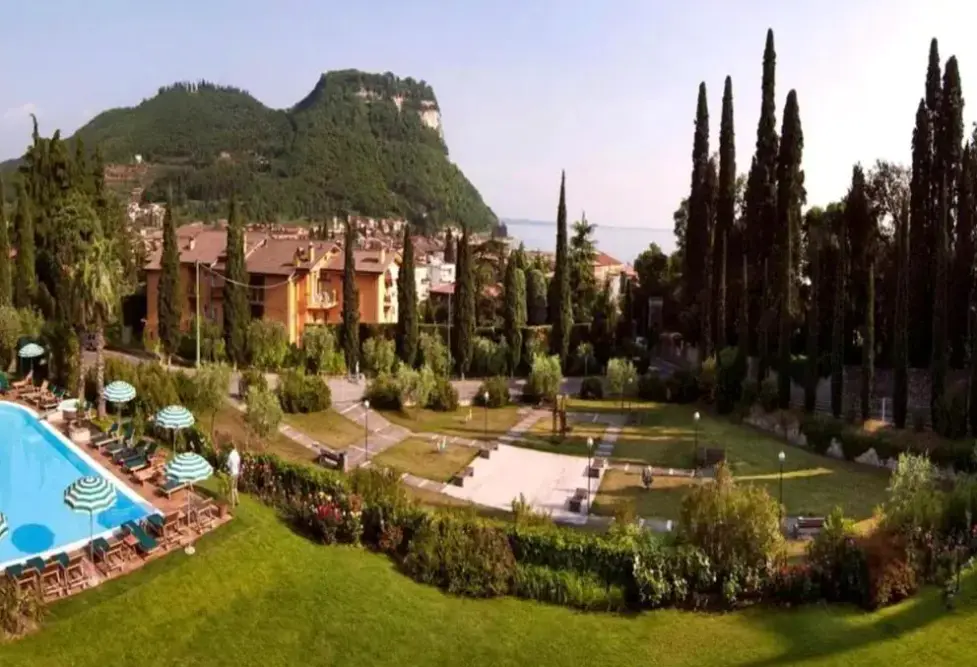 Basen w hotelu Villa Madrina