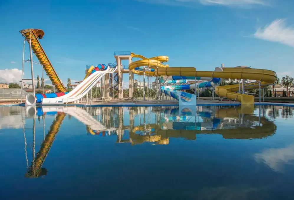 Basen w hotelu Xafira Deluxe Resort & Spa
