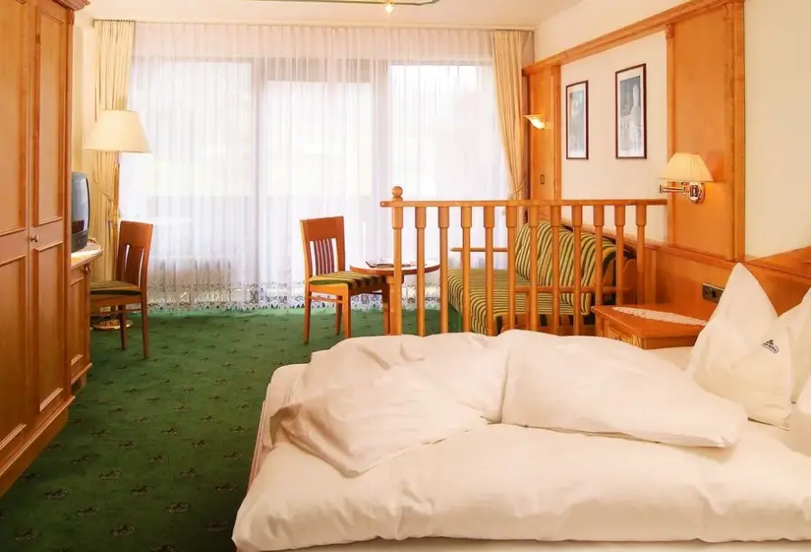 Pokój w hotelu Alpina Mountain Resort