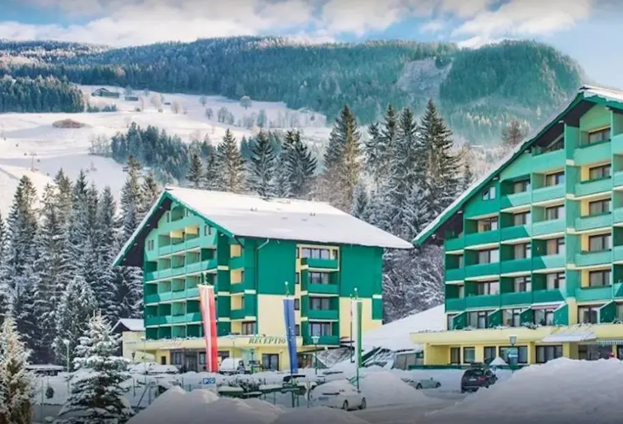 Hotel Alpine Club by Diamond Resorts w Austria (Styria) - oferta last minute